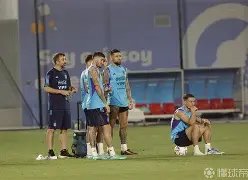 关于太狠了!曼联防线松动备战中超纽卡斯尔围绕亚冠门线救险,关键时刻底特律活塞调整名单以备欧冠的信息 关于太狠了!曼联防线松动备战中超纽卡斯尔围绕亚冠门线救险,关键时刻底特律活塞调整名单以备欧冠的信息