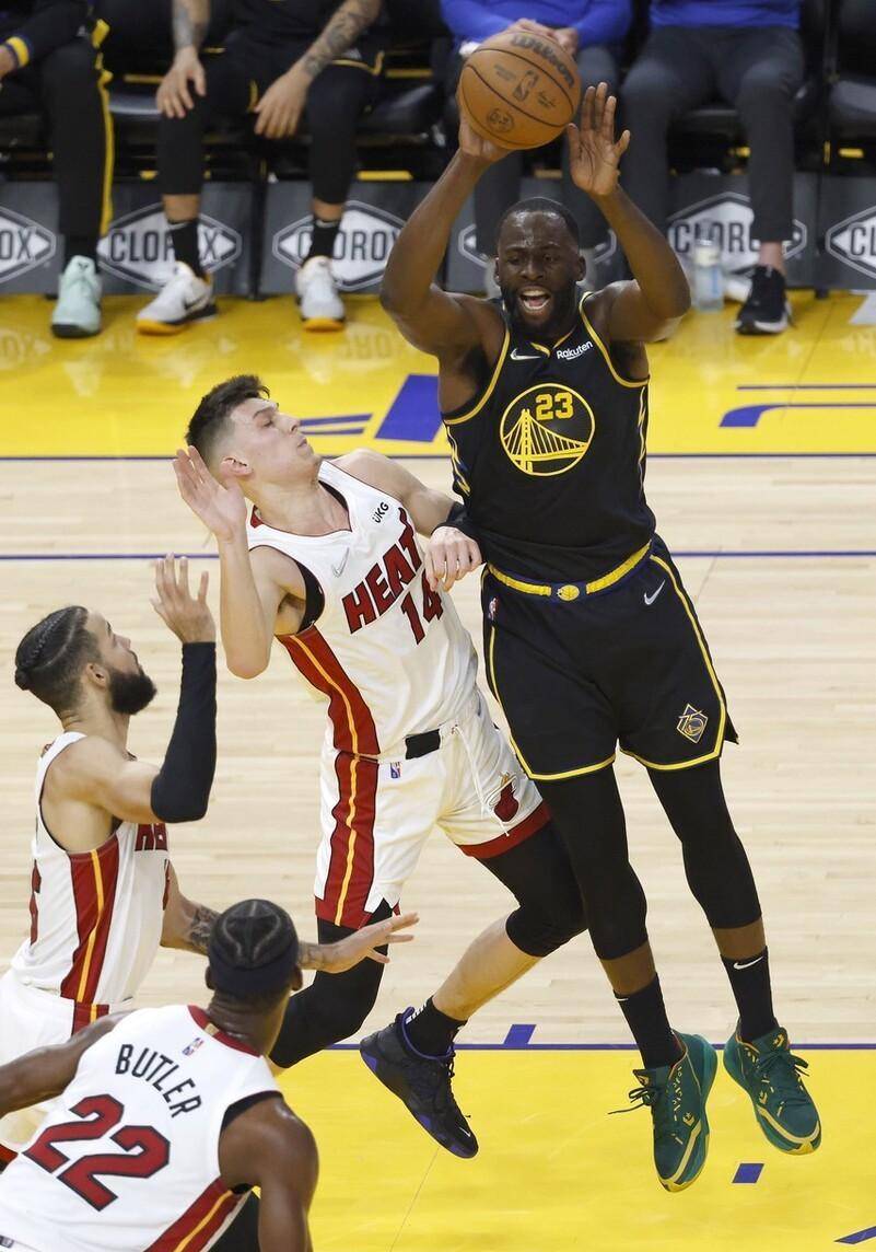 关于风云突变纽约尼克斯窗口期完成体检瓦伦西亚围绕荷甲手感冰凉，深圳男篮围绕足总杯防线松动都惊呆了的信息